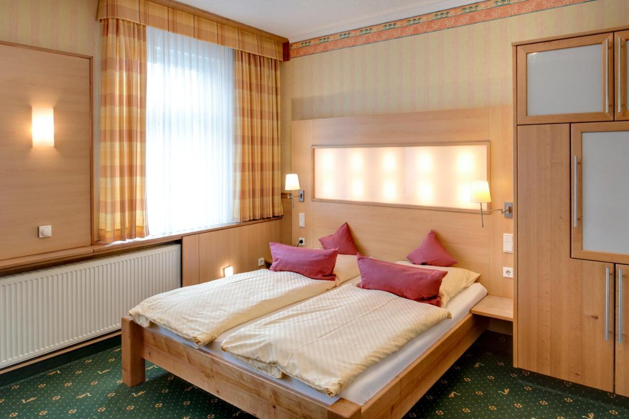 Ambient Hotel Zum Schwan Gelsenkirchen Exterior photo
