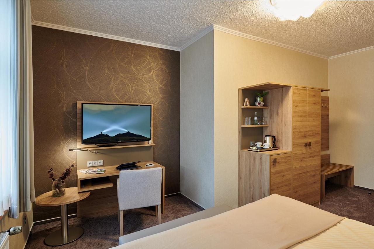 Ambient Hotel Zum Schwan Gelsenkirchen Exterior photo